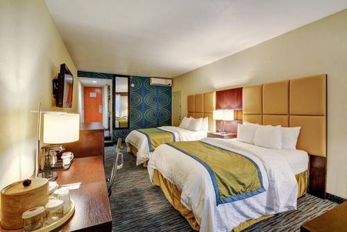 Clarion Hotel & Aqua Lagoon Waterpark