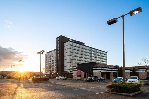Holiday Inn Newark International Airport-North