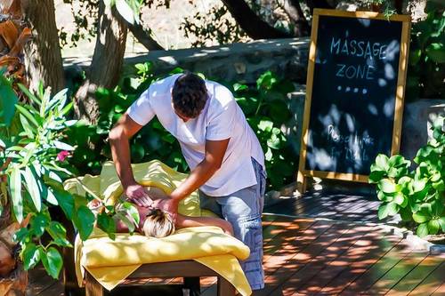 4Reasons Hotel+Bistro