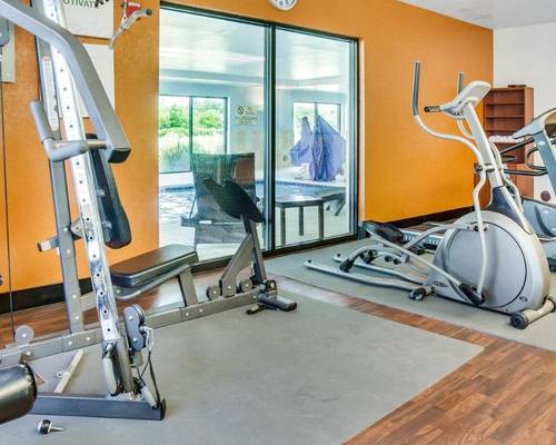 Comfort Suites Suffolk - Chesapeake