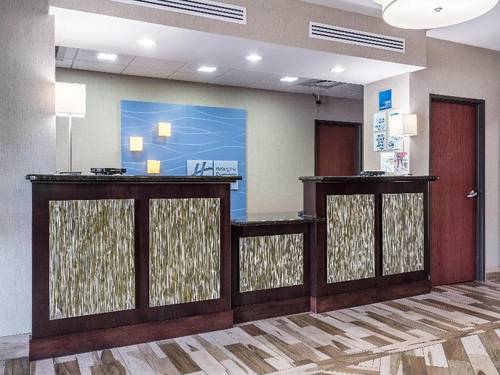 Holiday Inn Express & Suites Roanoke Rapids IHG