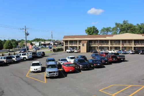 Rodeway Inn & Suites