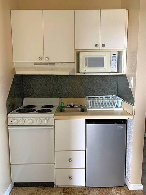 Rodeway Inn & Suites