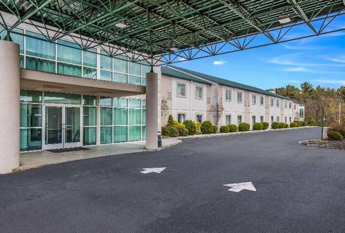 Econo Lodge Morristown area