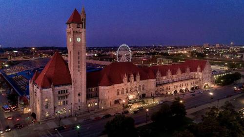 St. Louis Union Station Curio Collection by Hilton