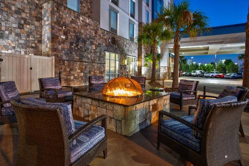 Hampton Inn & Suites Columbia/Southeast-Ft. Jackso