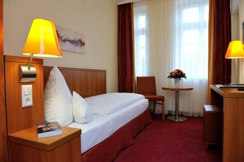 Hotel Vis A Vis