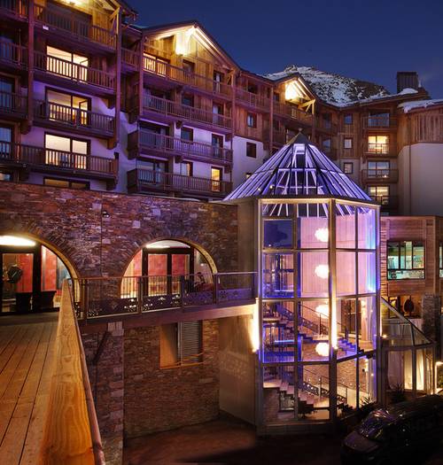 Hotel Koh-I Nor by Les Etincelles