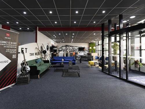 ibis Paris Pantin Eglise