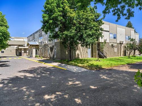 Yellowstone Park Inn & Suites