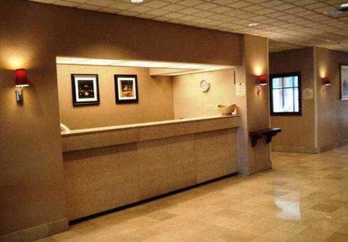 Country Inn & Suites, Columbus-Edinburgh