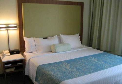 SpringHill Suites Lawrence Downtown