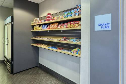 Holiday Inn Express Hotel & Suites Batavia - Darie