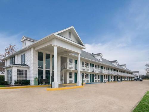 Econo Lodge Branson Theater District