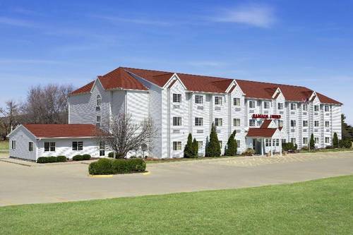 Ramada Limited & Suites Bloomington