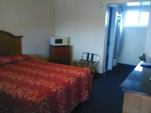 Holiday Motel Oakdale