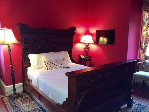 Barksdale House Inn