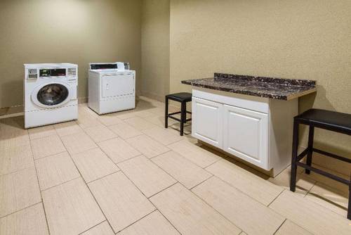 Microtel Inn & Suites By Wyndham North Canton