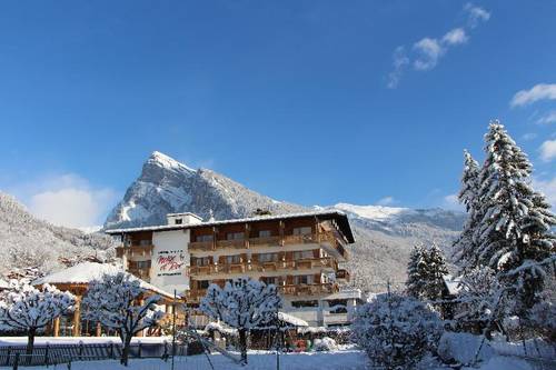 Chalet-Hôtel Neige et Roc, The Originals Relais