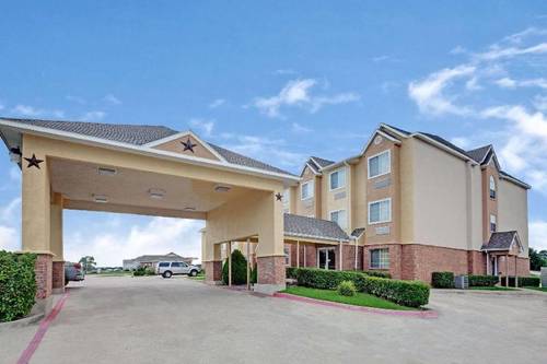 Quality Inn Suites North Mesquite I 30