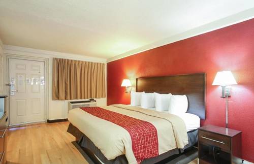 Red Roof Inn North Dallas - Park Central