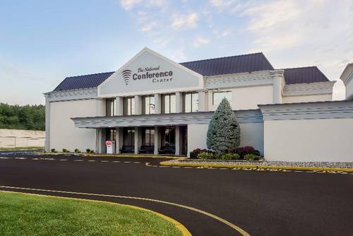 Holiday Inn East Windsor - Cranbury Area