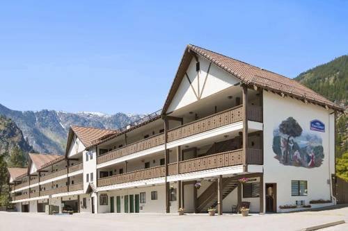 Howard Johnson by Wyndham Leavenworth