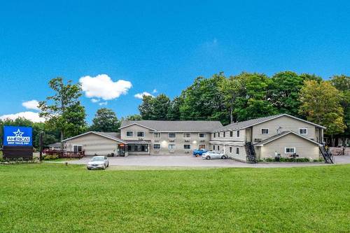 Americas Best Value Inn Marquette