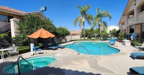 Garden Inn & Suites Fresno