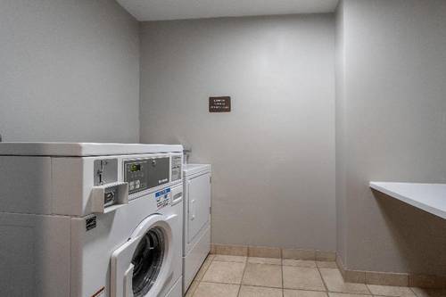 Best Western Fremont/Angola I-80/90 Toll Road