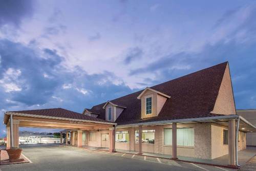 Days Inn by Wyndham Fort Worth West