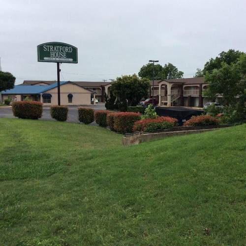 Stratford House Inn