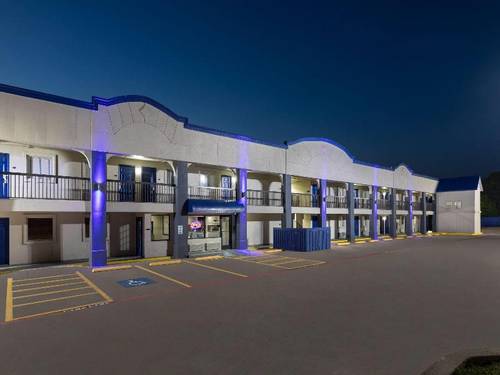 Days Inn by Wyndham Temple