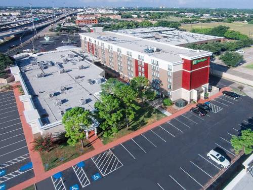 Wyndham Houston Sugarland