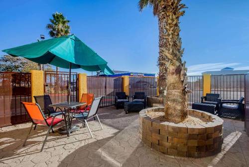 La Quinta Inn and Suites Hesperia-Victorville
