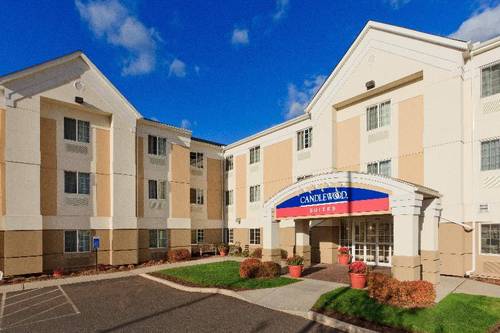 Candlewood Suites Windsor Locks Bradley Airport