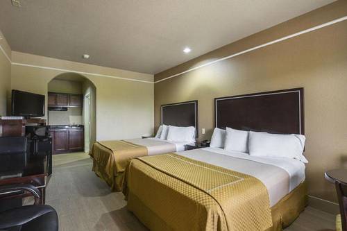 Scottish Inn & Suites Baytown