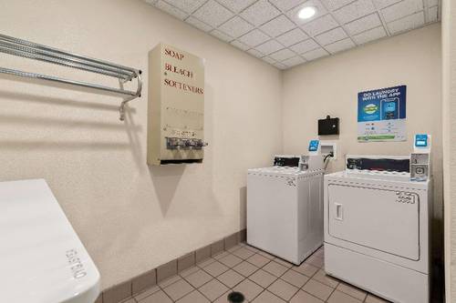Ramada by Wyndham Harrisburg/Hershey Area