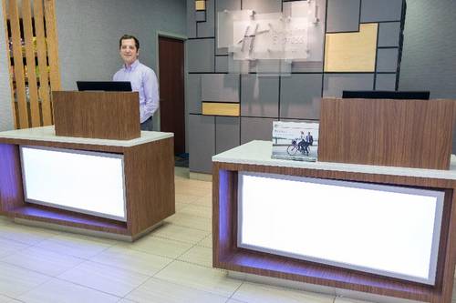 Holiday Inn Express & Suites Athens