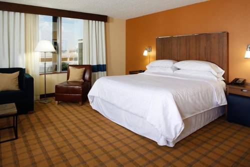 Four Points by Sheraton Huntsville Airport