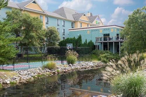 Holiday Inn Express Holland