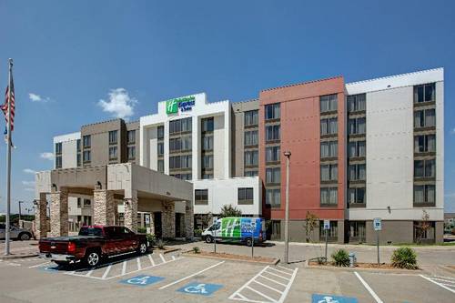 Holiday Inn Express Hotel & Suites Dallas Ft. Wort