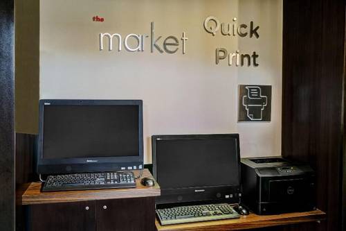Courtyard By Marriott Kansas City Country Club Pla