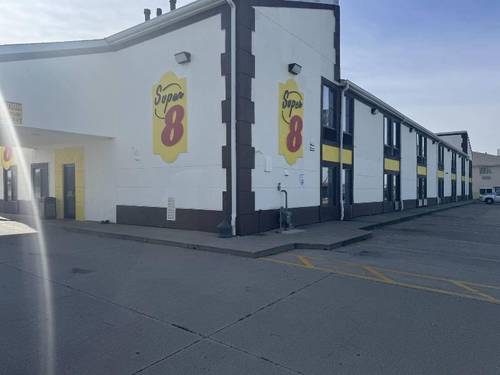 Super 8 by Wyndham Lincoln