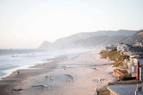 Surftides Lincoln City