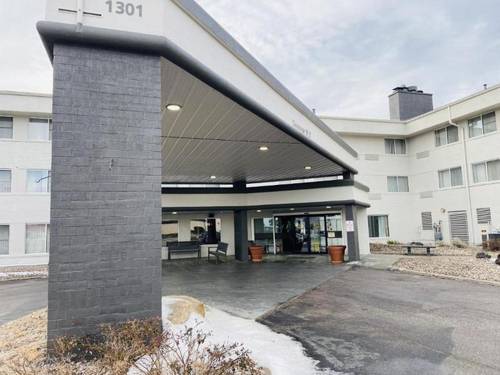 Wingate by Wyndham Lincoln Airport East