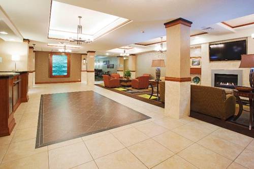 Holiday Inn Express Hotel & Suites Los Alamos Entr