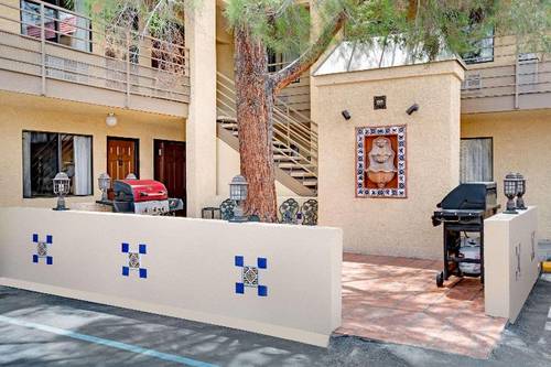 Days Inn by Wyndham Las Vegas Airport Near Strip