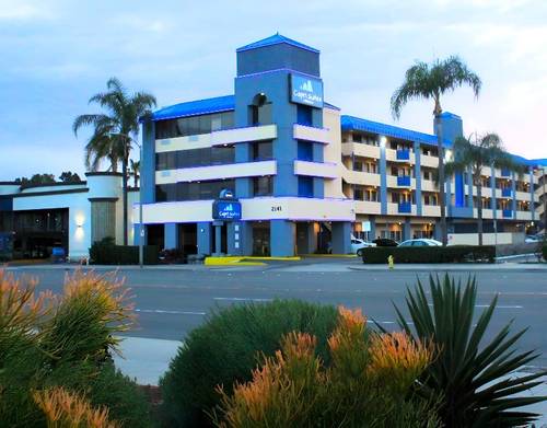 Capri Suites Anaheim