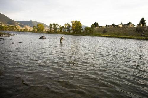 Yellowstone Valley Lodge